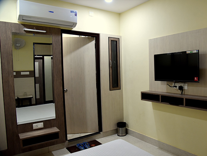 Room Image 4